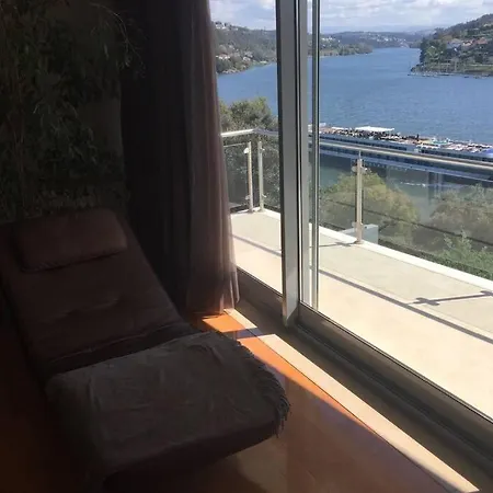 The Douro River House - Oporto