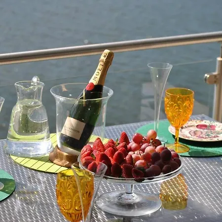 The Douro River House - Oporto